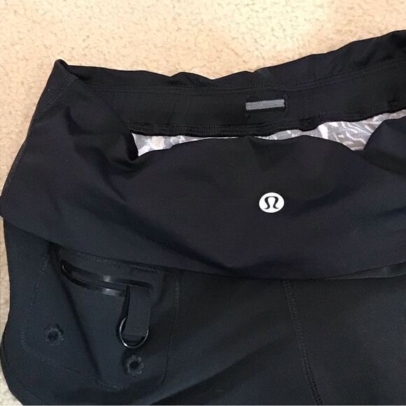Lululemon  Shorts - Picture 3 of 4